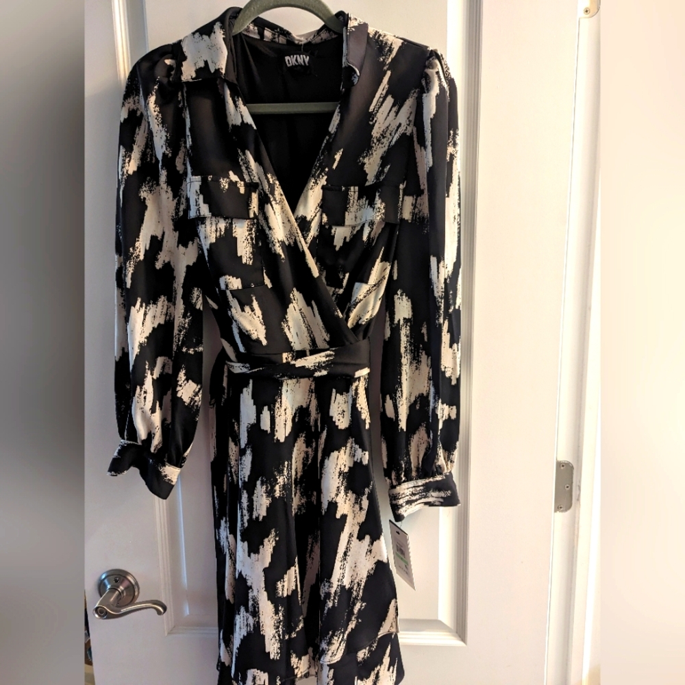 DKNY NWT wrap dress, 8
